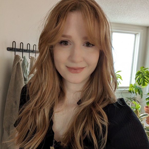 Meet your Posher, Megan - Picture 1 of 1